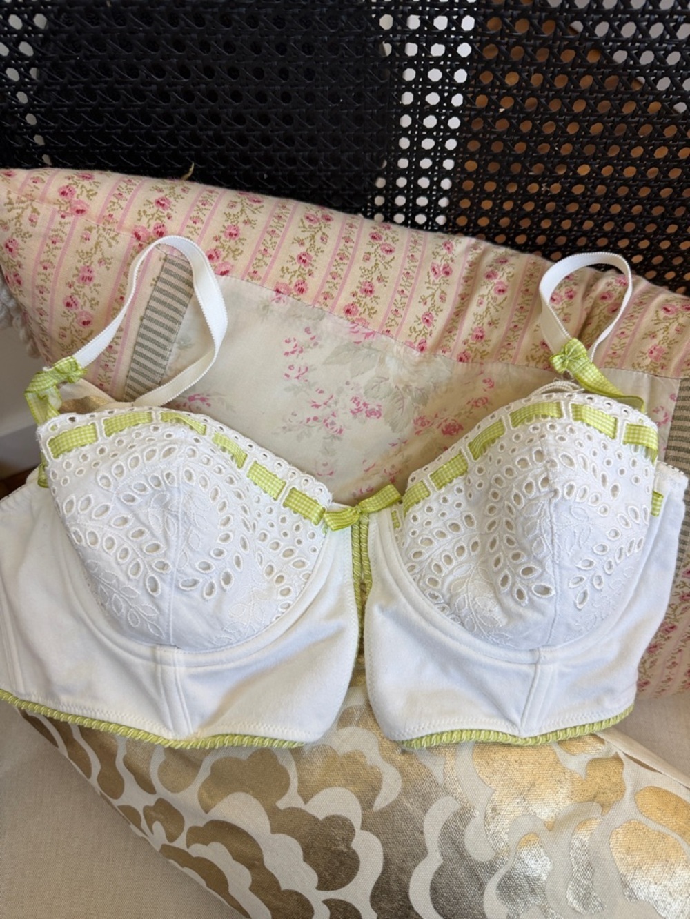 Felina lingerie white eyelet bra 36C - Picture 12 of 12